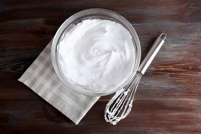 High-quality ingredients for whipping cream, including casein, milk protein concentrate, and skimmed milk powder.